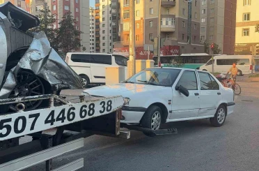 Kayseri’de alkollü aday sürücü ekiplere zor anlar yaşattı, otomobilin çekileceğini anlayınca direndi 