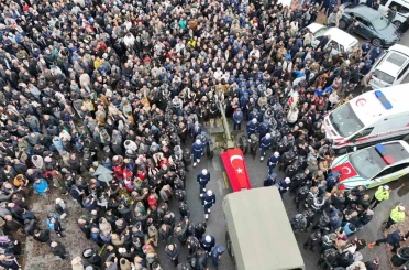 Kayserili binler, şehidini uğurladı 