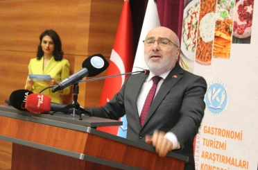 KAYÜ Rektörü Prof. Dr. Karamustafa: "Bir toplumun yeme - içme alışkanlığı korunması gereken önemli bir boyuttur" 
