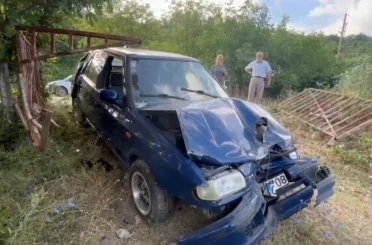 Kaza yapan sürücü aracını bırakıp uyumaya gitti 