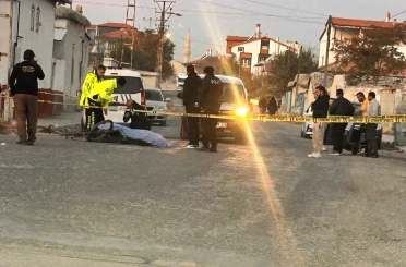 Kazada çocuğunun ölümünden sorumlu tuttuğu sürücüyü öldürdü 