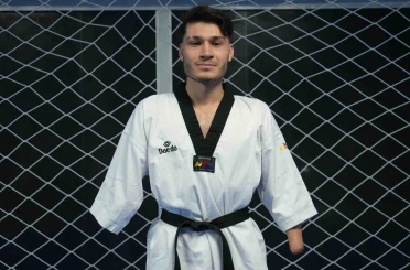 Kazada kollarını kaybetti, taekwondoyla hayata yeniden bağlandı 