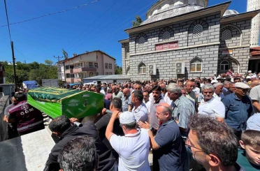 Kazada ölen tır sürücüsü toprağa verildi 