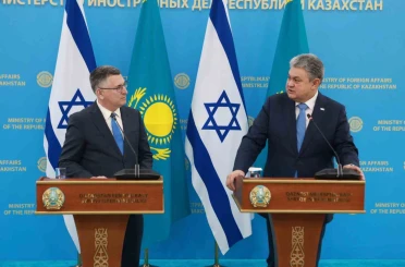 Kazakistan Dışişleri Bakanı Koşerbayev, İsrailli mevkidaşı Saar ile görüştü 