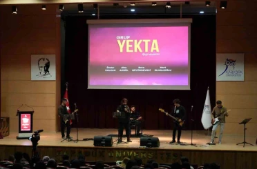 KBÜ’de öğrenci müzik grubu Yekta konser verdi 
