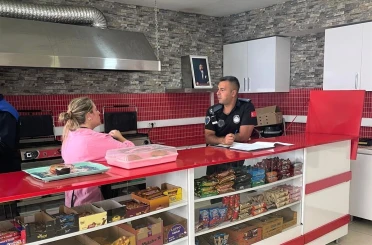 Keçiören’de zabıta ekiplerinden okul kantinlerine denetim 