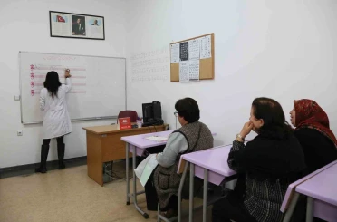 KEÇMEK’te okuma yazma kursları sürüyor 