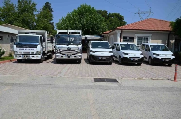 Kemer Belediyesi araç filosunu güçlendirmeye devam ediyor 
