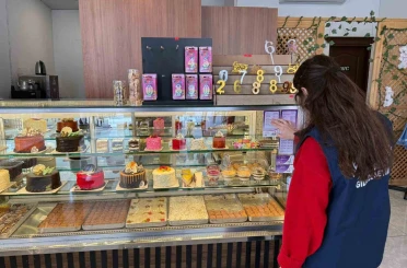 Kemer’de bayram öncesi market, fırın ve pastanelere sıkı denetim 