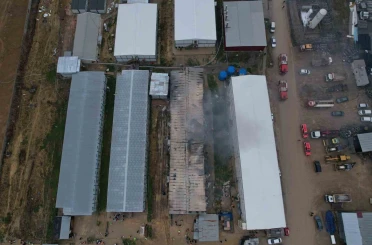 Kentin dört bir yanından görülen şehir hastanesi yangını kontrol altına alındı 