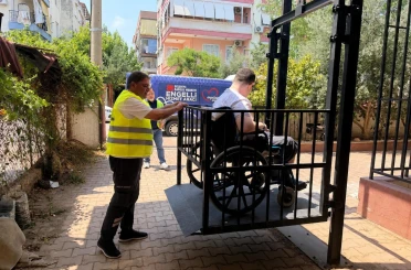 Kepez’de engelleri aşan hizmet 