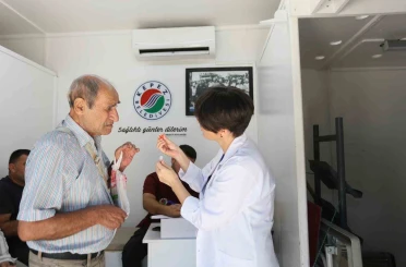 Kepez’in Mobil Sağlık Merkezi’nden Dokumapark’ta kanser taraması 