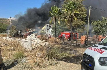 Kereste deposu yangını kontrol altına alındı 