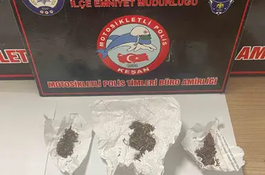 Keşan’da polisin durdurduğu 2 şüphelide uyuşturucu ele geçirildi
