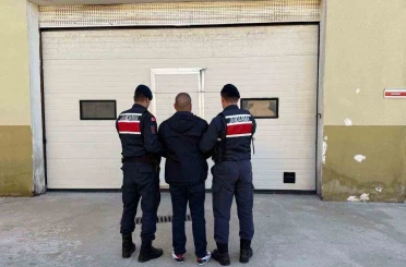 Kesinleşmiş hapis cezasıyla aranan 4 şahıs yakalandı 