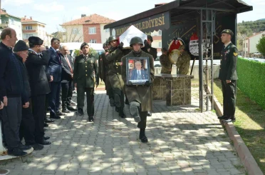 Kıbrıs gazisi, askeri törenle son yolculuğuna uğurlandı 