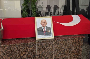Kıbrıs Gazisi Müderrisoğlu son yolculuğuna törenle uğurlandı 