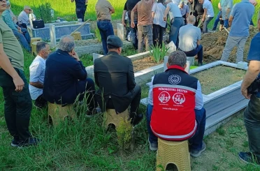 Kıbrıs gazisi son yolculuğuna uğurlandı 