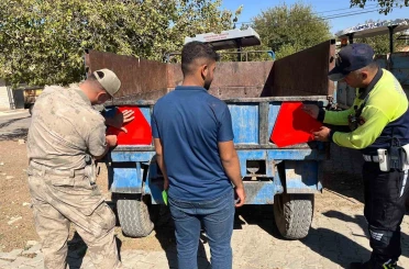 Kilis’te çiftçilere güvenli traktör kullanımı eğitimi verildi 