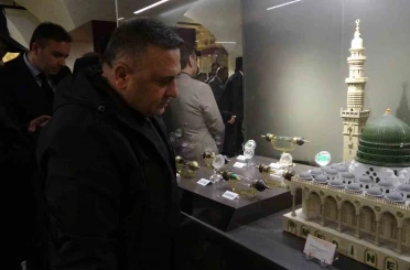 Kilis’te Mukaddes Emanetler sergisi ziyarete açıldı 