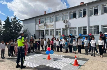 Kilis’te öğrencilere trafik eğitimi verildi 