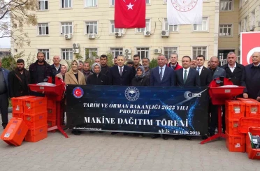 Kilis’te üreticilere hibe destekli tarım ve hayvancılık ekipmanları dağıtıldı 