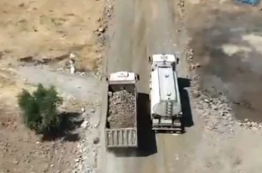 Kilis’te yol çalışmasında renkli anlar sosyal medyada ilgi gördü 