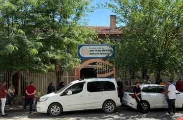 Kimliğe gerek yok demiş, sınava son bir dakikada yetiştirildi 
