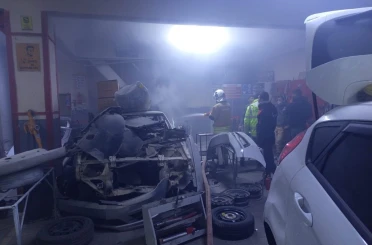 Kırıkhan’da tamircide yangın 