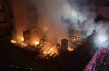 Kırıkkale’de apartman çatısında yangın paniği 