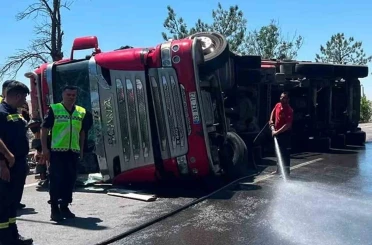 Kırıkkale’de tır devrildi: 1 yaralı 