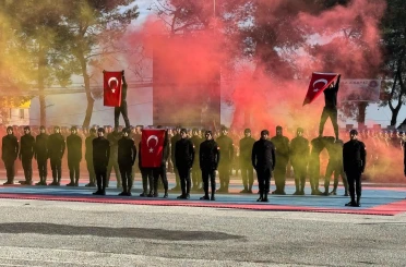 Kırkağaç’ta uzman erbaşların mezuniyet coşkusu 