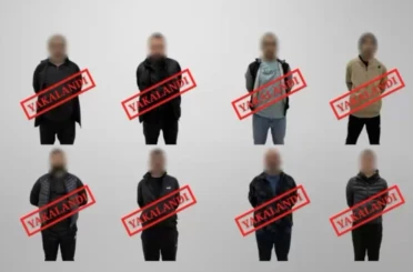 Kırmızı bültenle aranan 5 kişi Gürcistan’da yakalanarak Türkiye’ye getirildi 