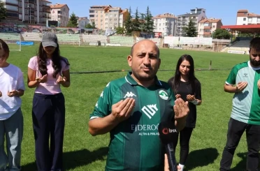 Kırşehir FK amigosundan takım için dua: "Yediğimiz goller ofsayt olsun" 