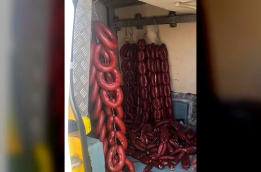 Kırşehir’de 96 kilo kaçak sucuk ele geçirildi 