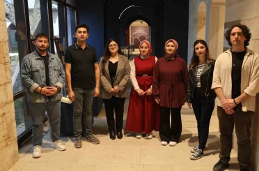 Kırşehir’de gençler 88 saatlik eğitimin ardından müzede rehberlik yapıyor 