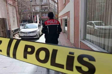 Kırşehir’de husumetli kavgası: Kahvehaneye kurşun sıktı, 2 kişi yaralandı 
