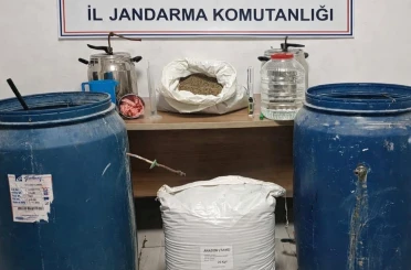Kırşehir’de kaçak alkol üretimi yapan kişiye operasyon 