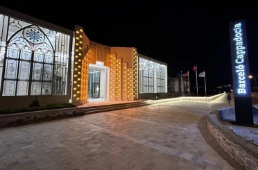 Kırşehirli çift hurda camları sanata dönüştürüyor