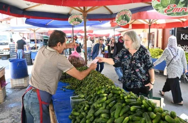 Kış mevsiminin yaklaşmasıyla turşu hazırlıkları başladı 
