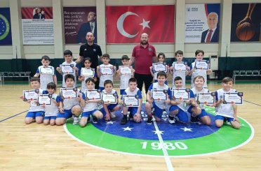 Kış Spor Okulları’nda eğlence ve spor bir arada 