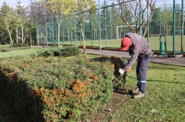 Kış turizminin gözdesi Kartepe’de park ve bahçeler güzelleşiyor 