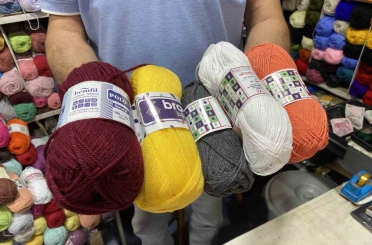 Kıyafet ören vatandaş sayısı azaldı, müşterilerin yüzde 80’i artık hobi için ip alıyor 