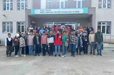 Kızılay Haftası’nda özel öğrencilere moral