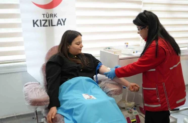 Kızılay’a 3 milyonuncu kan bağışı Gaziantep’ten 