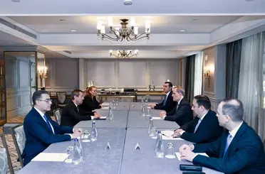 KKTC Dışişleri Bakanı Ertuğruloğlu, Azerbaycanlı mevkidaşı Bayramov ile görüştü
