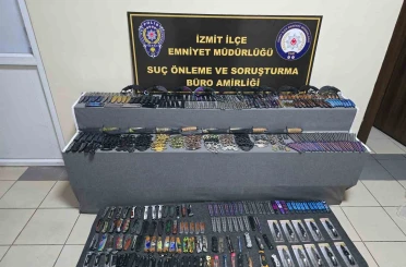 Kocaeli’de 405 adet ruhsatsız kesici alet ele geçirildi 