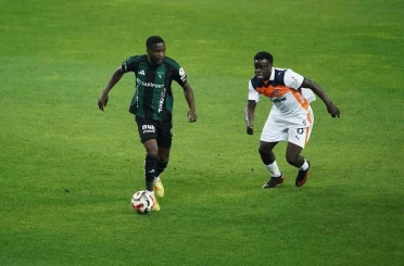 Kocaelispor, Show ile 3 yıllık sözleşme imzaladı 
