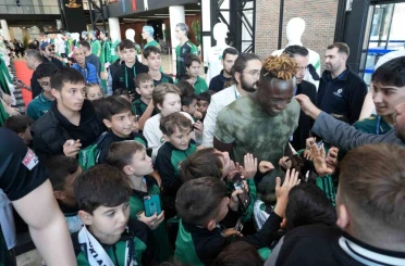 Kocaelispor’un yıldızı Dan Agyei’ye sevgi seli 