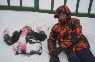 Kocaeli’ye lapa lapa kar yağıyor 